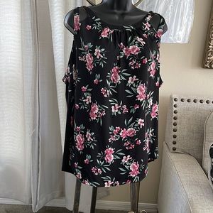 NWT Torrid Floral Blouse